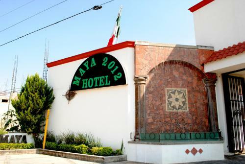 Hotel Maya 2012