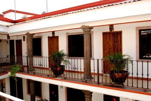 Hotel Maya 2012
