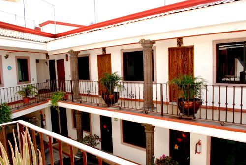 Hotel Maya 2012