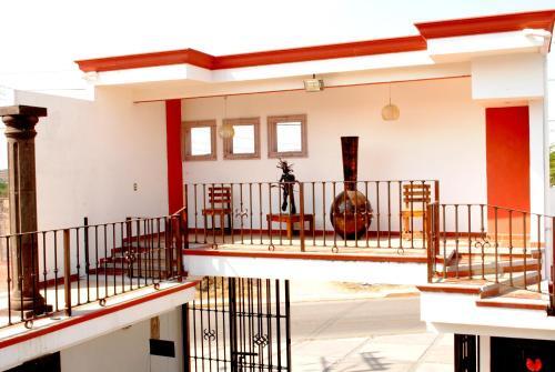 Hotel Maya 2012