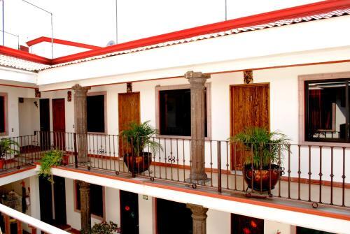 Hotel Maya 2012