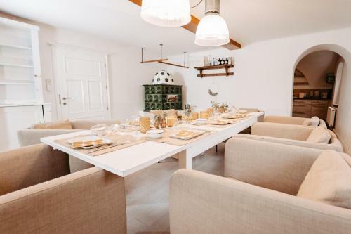Wiesengut , Alleinstehende, Deteched, Austrian Style, Villa Mit Pool