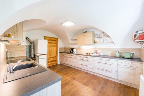 Wiesengut , Alleinstehende, Deteched, Austrian Style, Villa Mit Pool