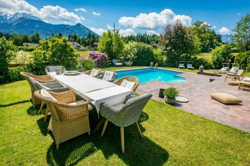Wiesengut , Alleinstehende, Deteched, Austrian Style, Villa Mit Pool