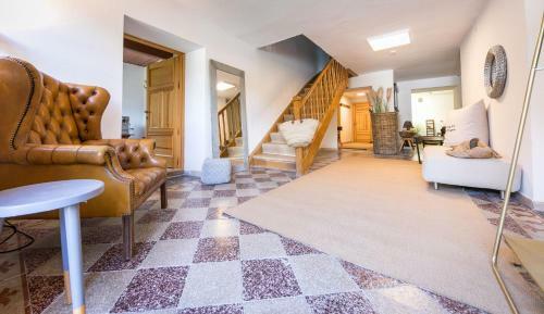 Wiesengut , Alleinstehende, Deteched, Austrian Style, Villa Mit Pool