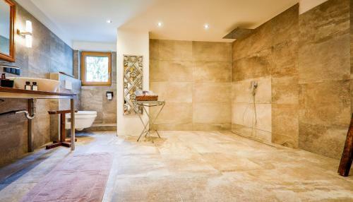 Wiesengut , Alleinstehende, Deteched, Austrian Style, Villa Mit Pool