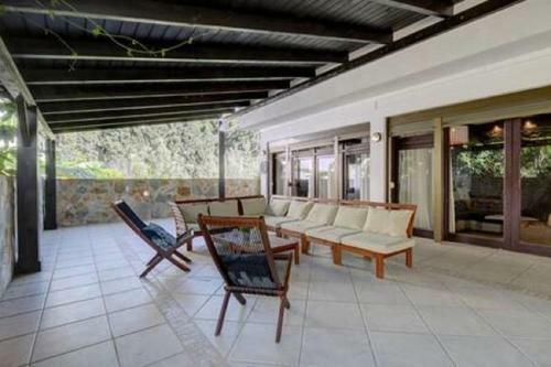 Villa Africa