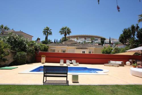 Villa In Puerto Banus