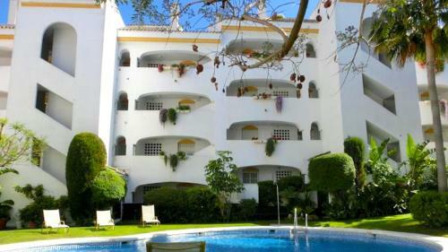 Apartamento D�plex Guadalmina Baja