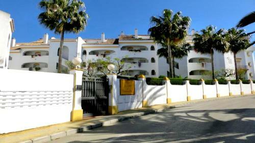 Apartamento D�plex Guadalmina Baja
