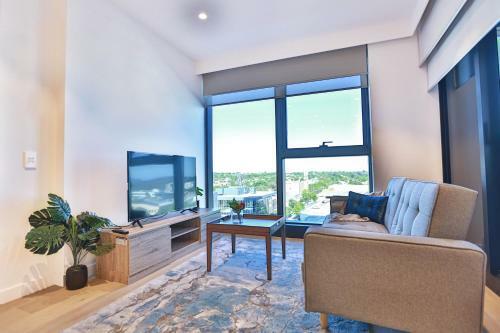 Box Hill Central Sky One Apartment