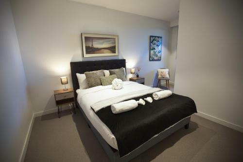 Box Hill Central Sky One Apartment
