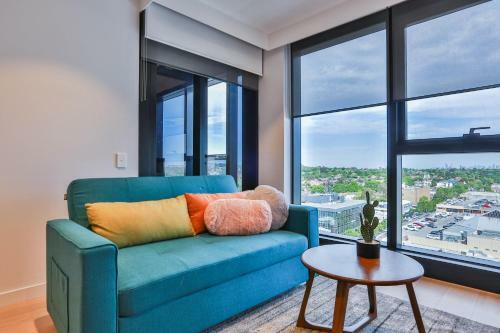 Box Hill Central Sky One Apartment