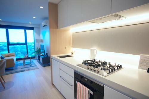 Box Hill Central Sky One Apartment