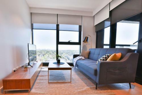 Box Hill Central Sky One Apartment