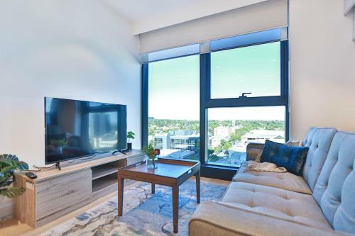 Box Hill Central Sky One Apartment