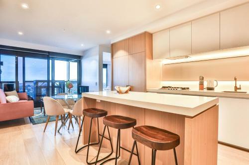 Box Hill Central Sky One Apartment