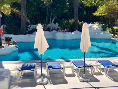 Luxury Apartment In La Isla, Puerto Banus