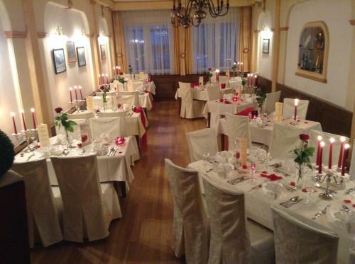 Hotel Restaurant B�ck "roter Hahn"