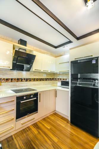 Apartment On Port Baku