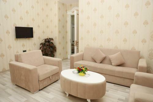 White Boutique Baku Hotel