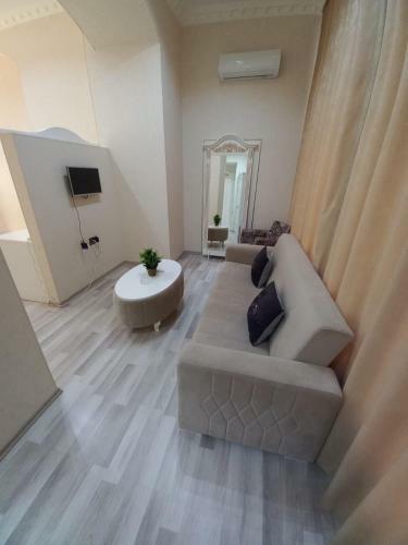 White Boutique Baku Hotel