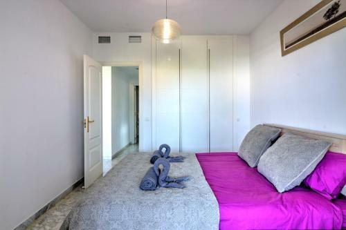 Beachfront Apartment In Puerto Banus, Playa Rocio