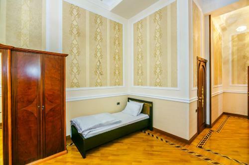 Apartment On Bentley