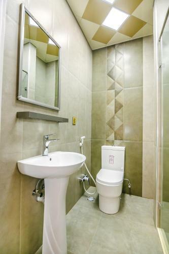 Super Deluxe Apartment On Nizami Street