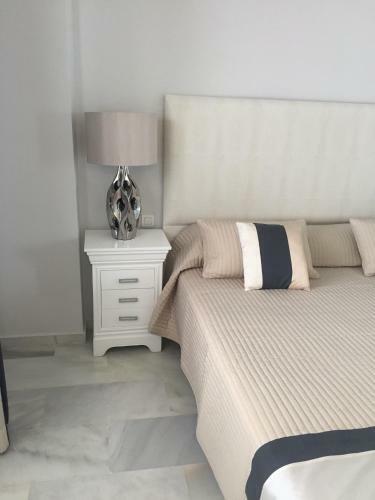Beautiful 2 Bedroom Apartment @ Puerto Banus!