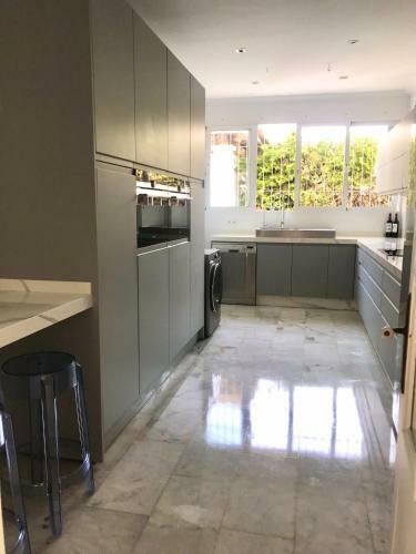 Luxury Beach Villa , Private Pool Do�a Bella