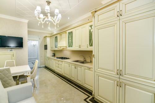Nizami Street Vip Apartment