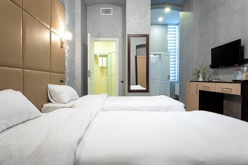Shalimar Markaz Hotel