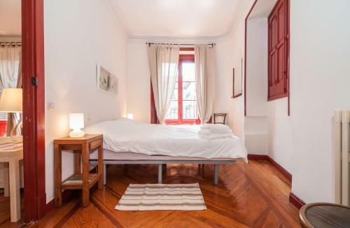 Apartamentos Madrid Centro B