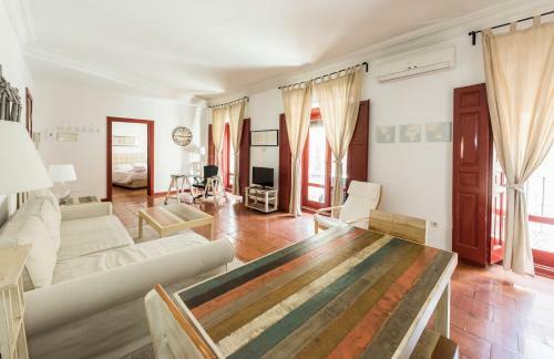 Apartamentos Madrid Centro B