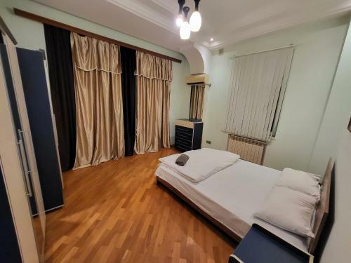Villa.badamdar