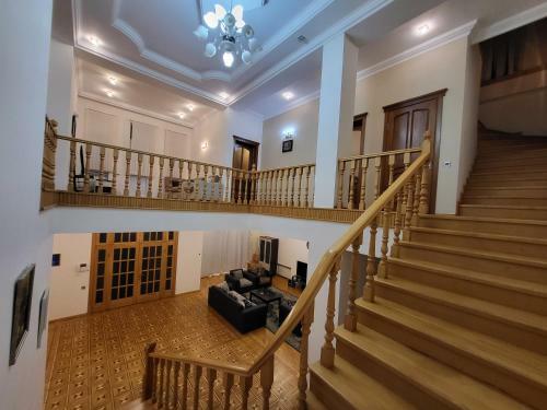 Villa.badamdar
