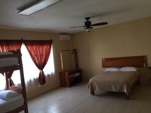 Hostal Aquismon
