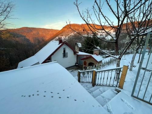 Vikendica Zenica - Smetovi