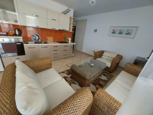 Bral Apartment 4