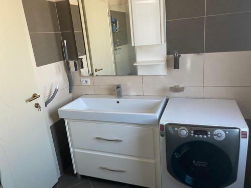 Apartments Edi