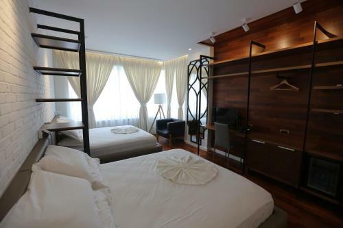 Hostal Hotel Ergis