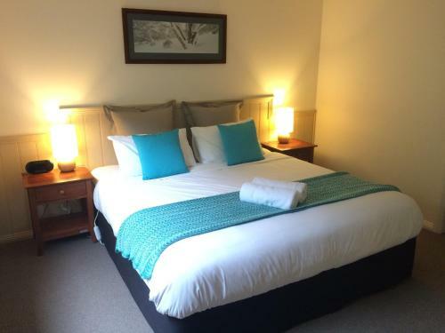 Avc - Maple & Birch Cottages