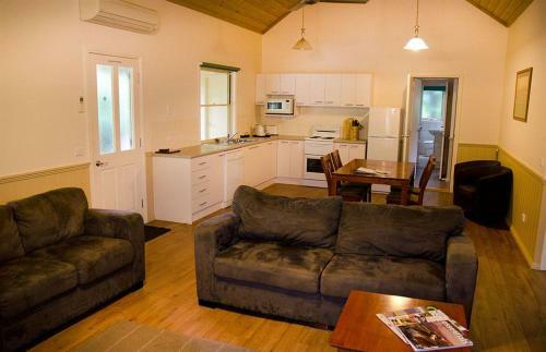 Avc - Maple & Birch Cottages