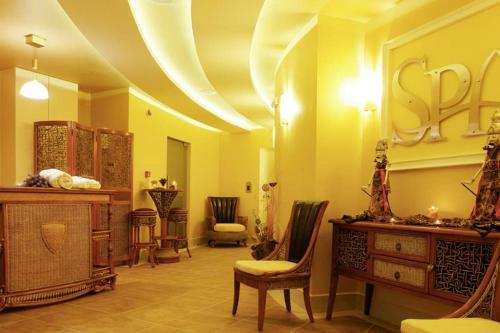 Villa Generaator House