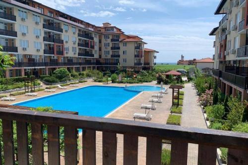 Chateau Aheloy 2, Apartment With Sea View