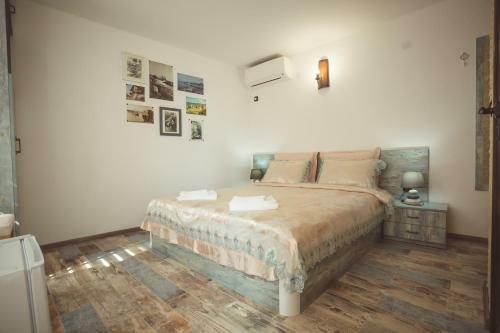 Hostal The Greek House