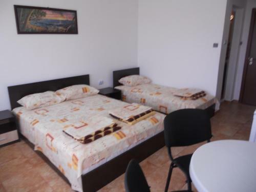 Hostal ???? "????"- ????????? ??????? ?? 100 ?????