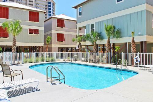 Romeo Beach By Youngs Suncoast