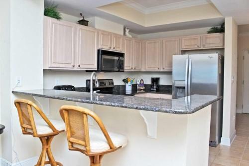 Crystal Tower By Youngs Suncoast